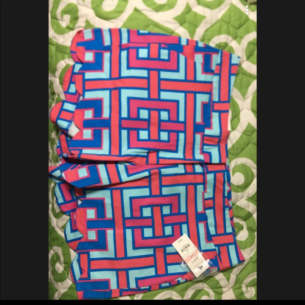 Patterned crown and ivy shorts new with tags